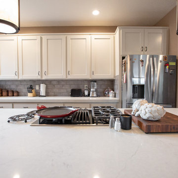 Modern Kitchen Model in Turlock (kC Wedgewood Court)