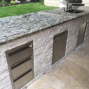 Outdoor Kitchen