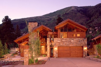 Example of a mountain style exterior home design in Denver