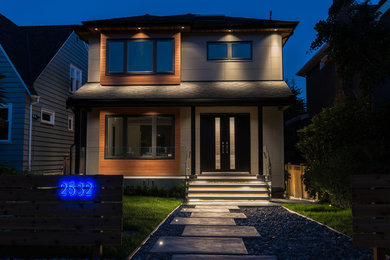 Exterior home idea in Vancouver