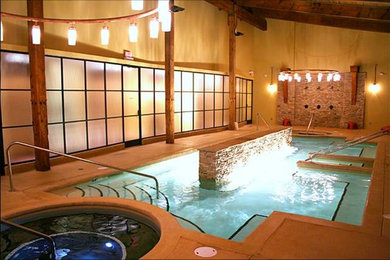 Pool - contemporary pool idea in Toronto