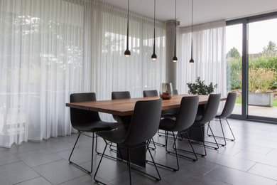 Modernes Esszimmer in Frankfurt am Main