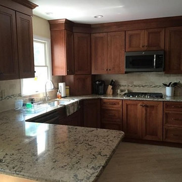 Dynasty Cherry Nutmeg Kitchen w/ Lincolnshire Cambria