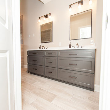 Northside Lakeside Master Bathroom