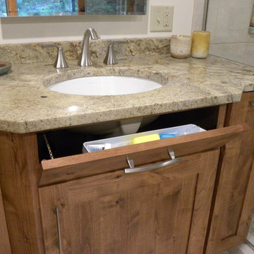 Tilt-out Tray