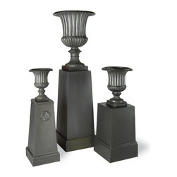 Garden Urns - Products