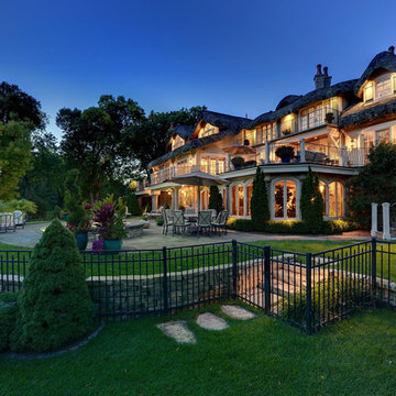 Country Club Cottage 6