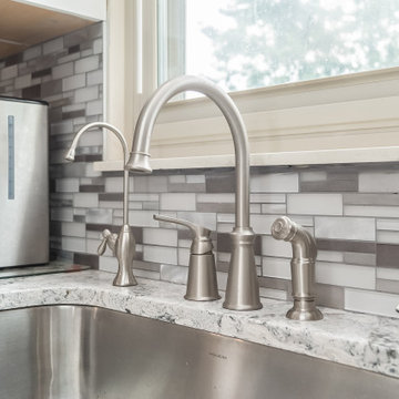 Kitchen Remodel Done in a Subtle Two-Tone Color