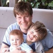 Tom Annau's photo