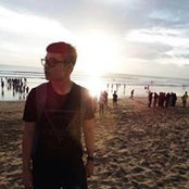 Sim Boon's photo