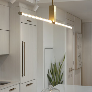 Yonge St Condo