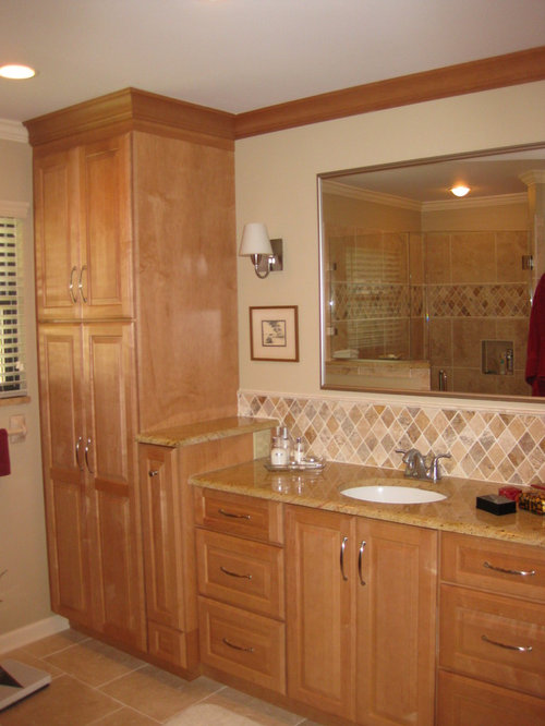 50 Best Traditional Bath with Light Wood Ideas & Decoration