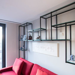 Glass tread floating staircase - Display And Wall Shelves 