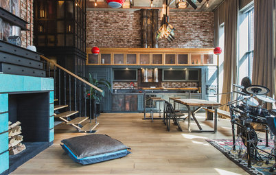 Houzz Tour: Family Rallies Around an Industrial-Chic Moscow Pad