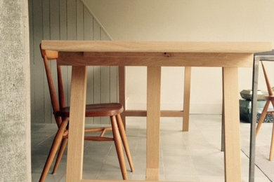 LOUIS TRESTLE TABLE