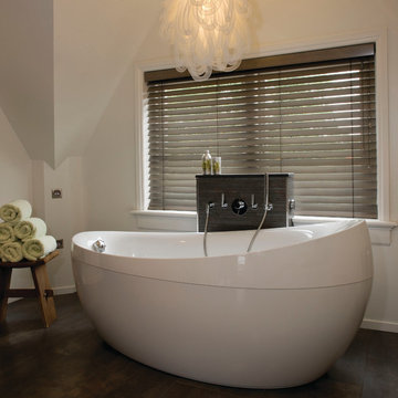 Wood Blinds for the Bathroom