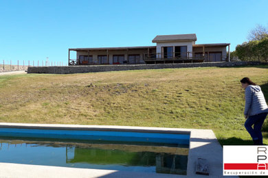 CASA FAMILIA MORANDI EN RAPEL CHILE