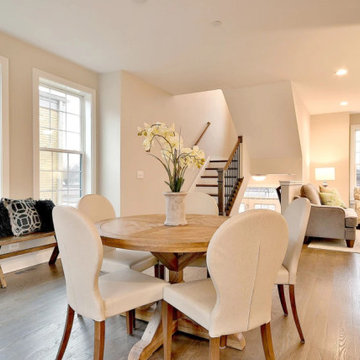 Beautiful Row-homes Ideally located in Downtown Mount Prospect