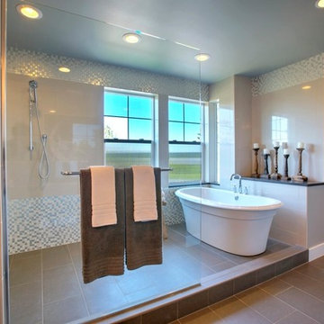 Greater Seattle Area | The Valencia Master Bath