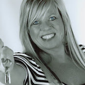 Pam Roberts's photo