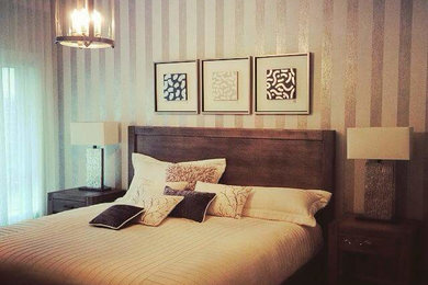 Inspiration for a contemporary bedroom remodel in Montreal