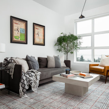 North Vancouver Bachelor Pad
