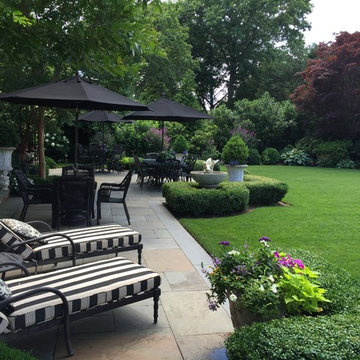 Traditional Elegance Combining an English and Natural Sensibility