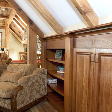 Williamsburg Timber Bonus Room