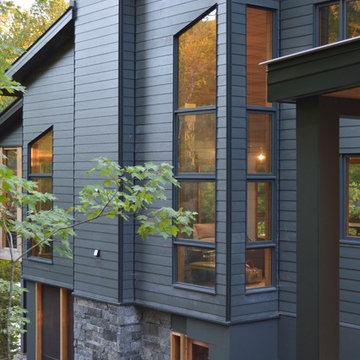 Four Season Cottage near Haliburton