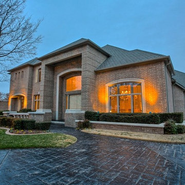 2225 Avian Way Oklahoma City, OK - Wyatt Poindexter KW Elite
