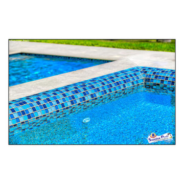Bennett Nokomis, FL Custom Court Yard Swimming Pool & Spa With Raise Beach Area.