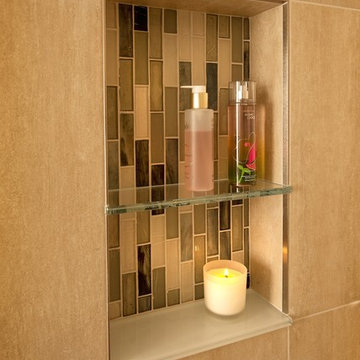 Shower Niche - Santa Cruz Beach House