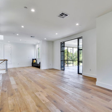 ATX Custom 2 Story - Wire Brushed Cascade White Oak