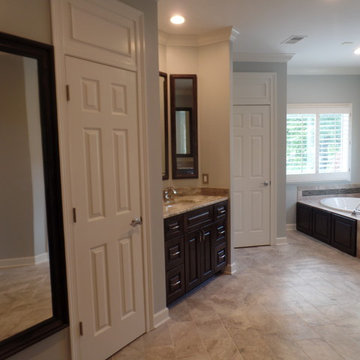 Lockesley Master Bathroom