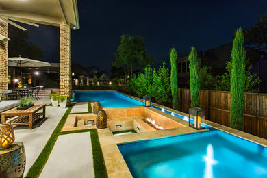 Mid-sized trendy pool photo in Dallas