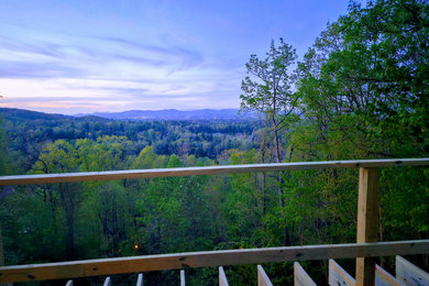 Example of a minimalist balcony design in Other