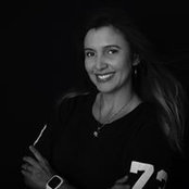 Lise Souzas foto