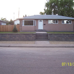Cornerstone - Steps, Retaining walls and Planters - Landscaping Stones And Pavers