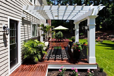 Transitional home design photo in Boston