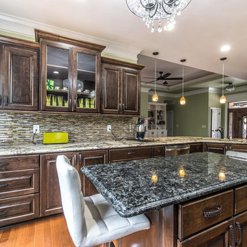 Delicatus White Granite Kitchen Countertops