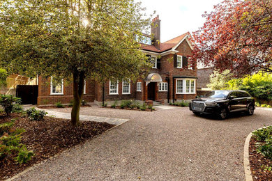 Contemporary house exterior in London.