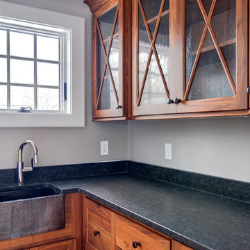 65 White Oak Road, Wellesley, MA