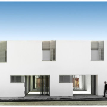 26 Bioclimatic Social Houses in Umbrete