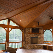Screened in porch