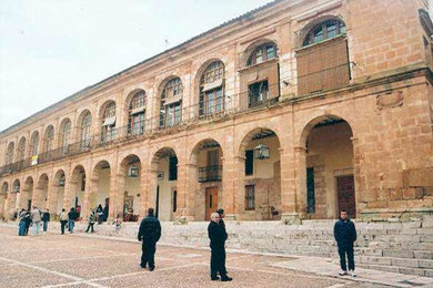 Restauración Plaza monumental de Alcaraz
