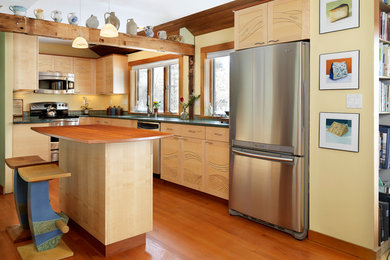 Trendy kitchen photo in Boston