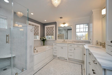Example of a transitional bathroom design in New York