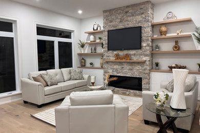 Living room - rustic living room idea in Toronto