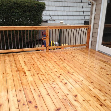 Custom Cedar Deck with Deckorators Ballusters
