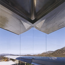 airplane house